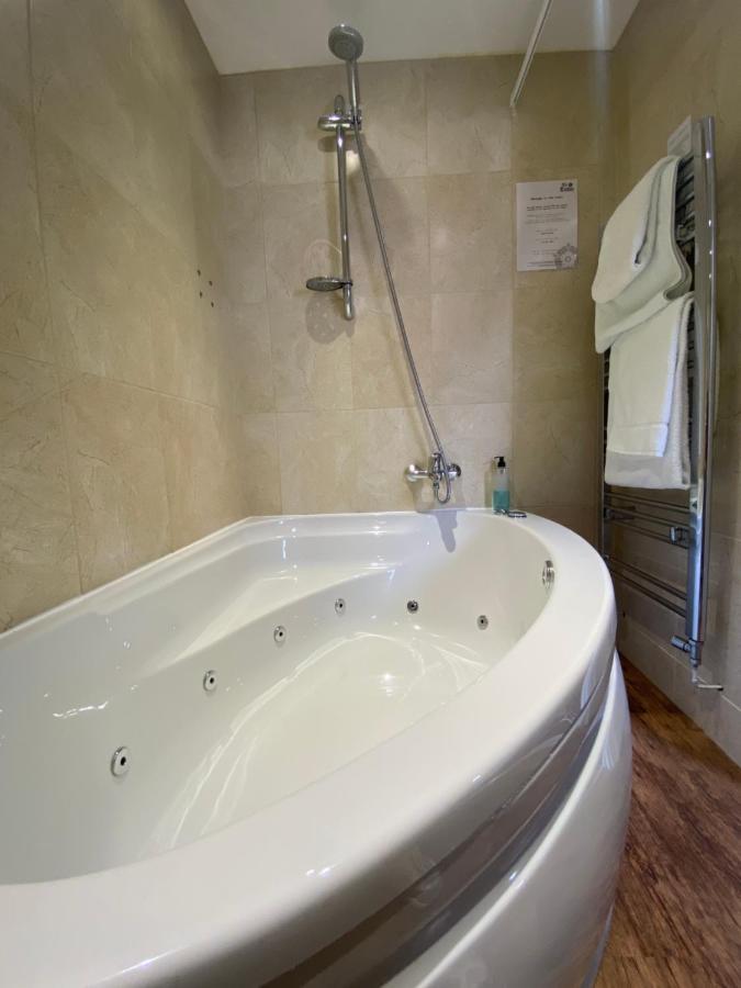 The Tudor Hotel Bridgwater Kültér fotó